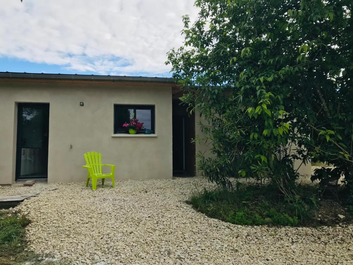 Hébergement de vacances Maison Avec Jardin Dans Village Reaup
