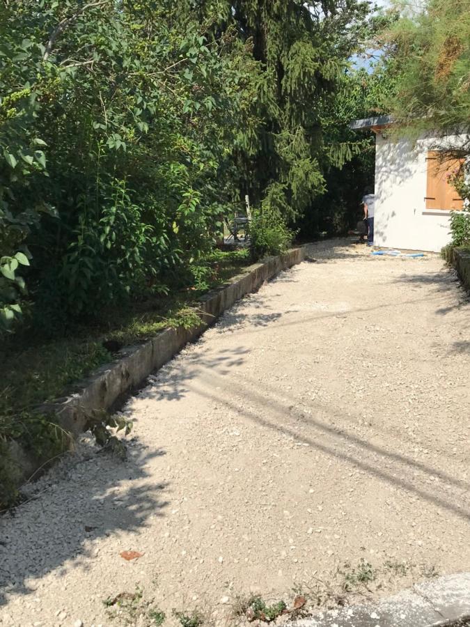 Maison Avec Jardin Dans Village Hébergement de vacances *