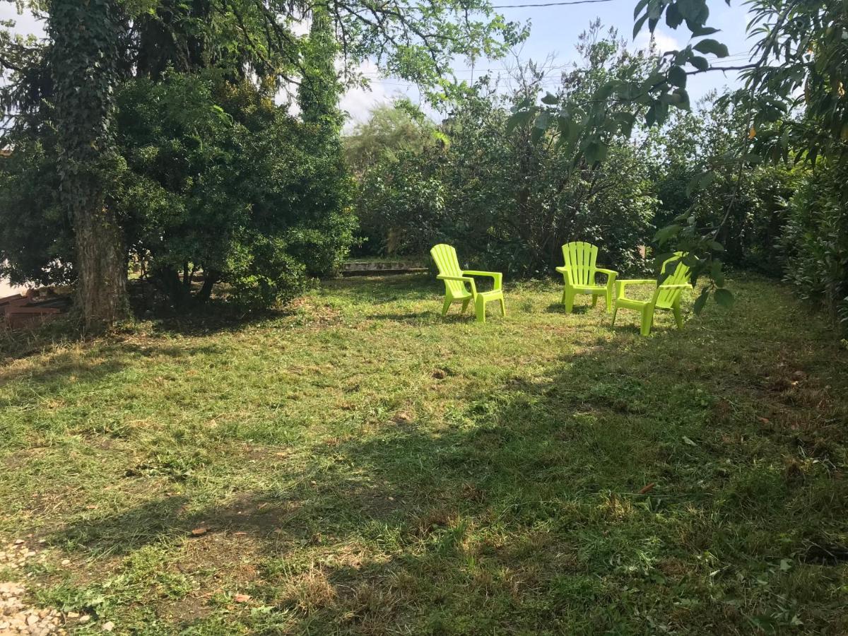 Hébergement de vacances Maison Avec Jardin Dans Village